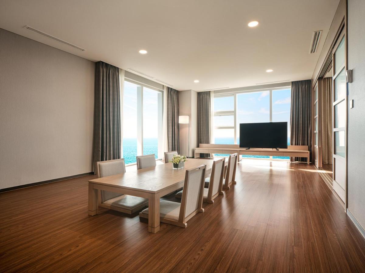 Hotel Tops 10