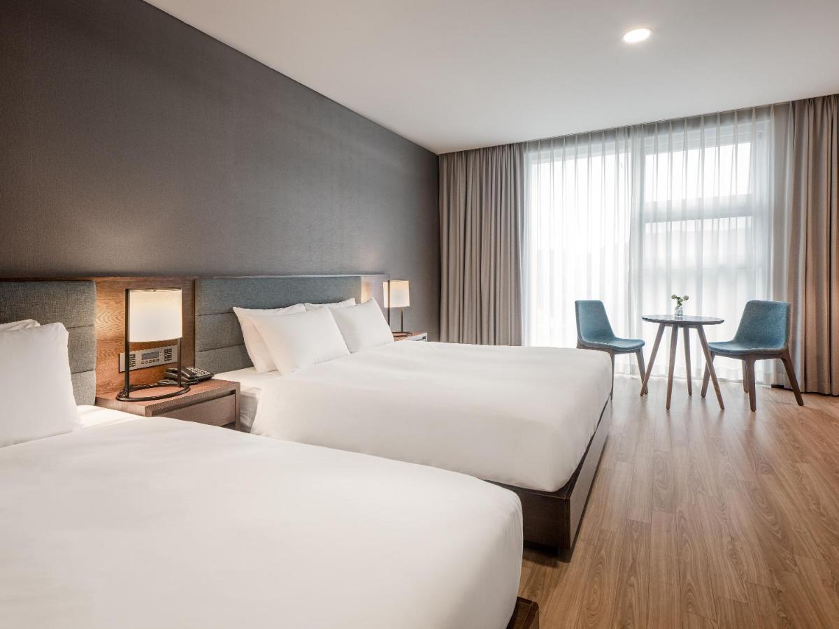 Tops 10 Hotel