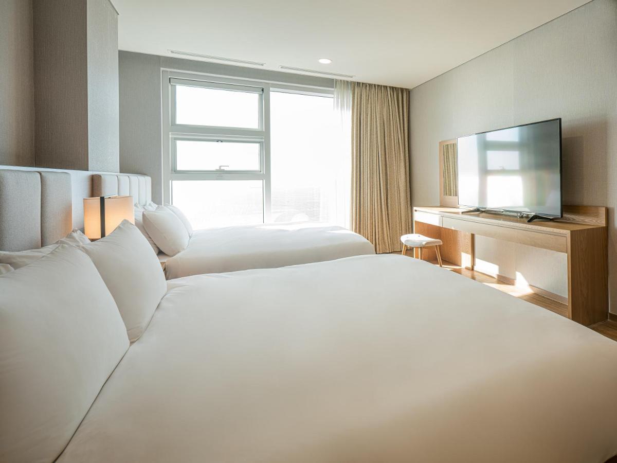 Tops 10 Hotel